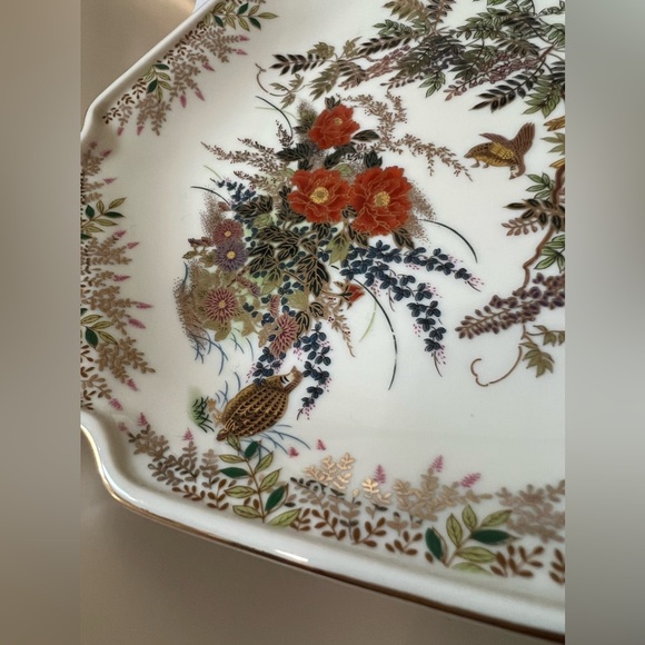 Vintage✨RARE FIND✨Satsuma 6-sided plate with birds, flowers, metallic gold - Picture 4 of 7